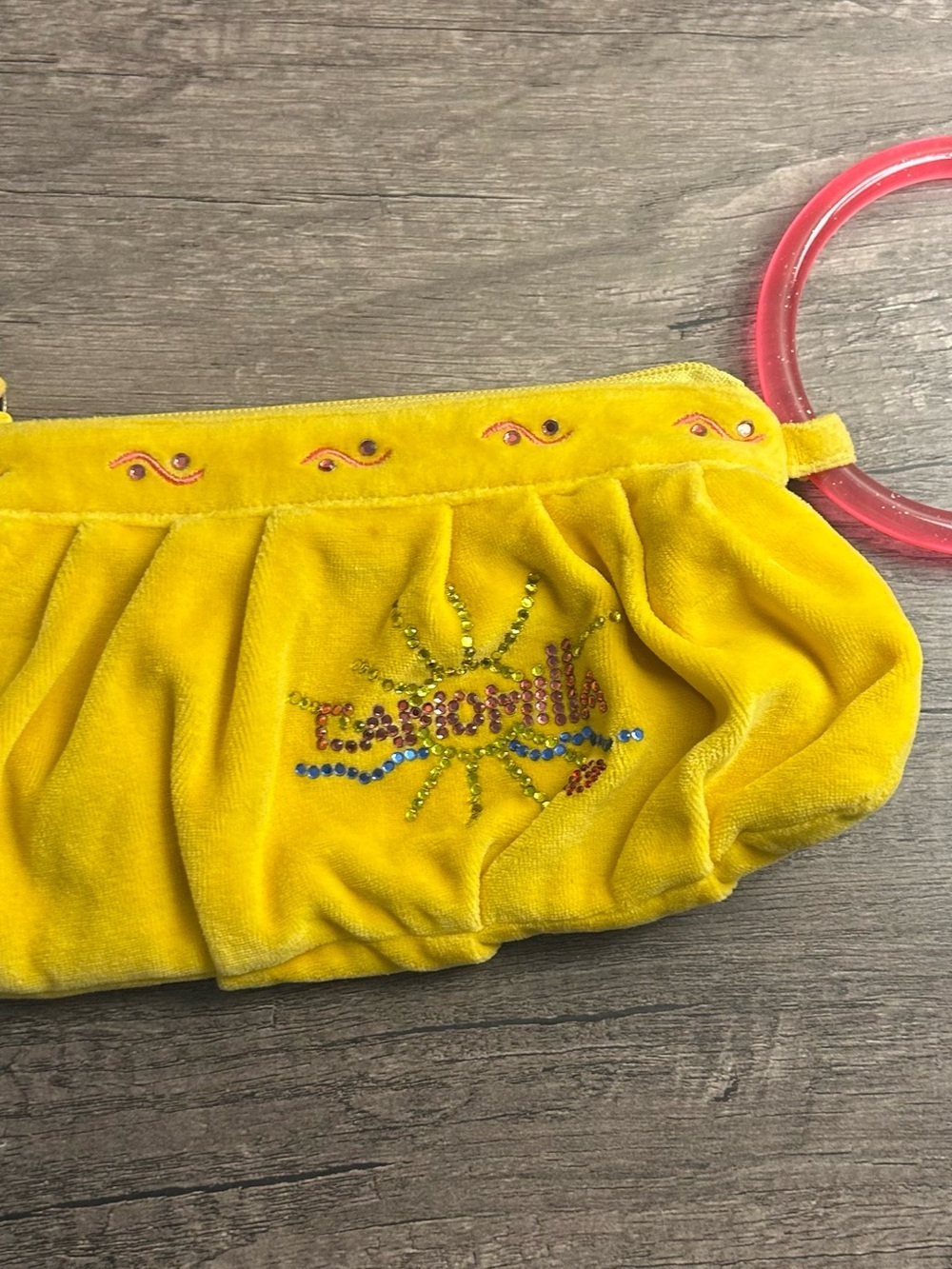Camomilla Milano Italy women’s Yellow Beaded Velvet Wristlet  Clutch